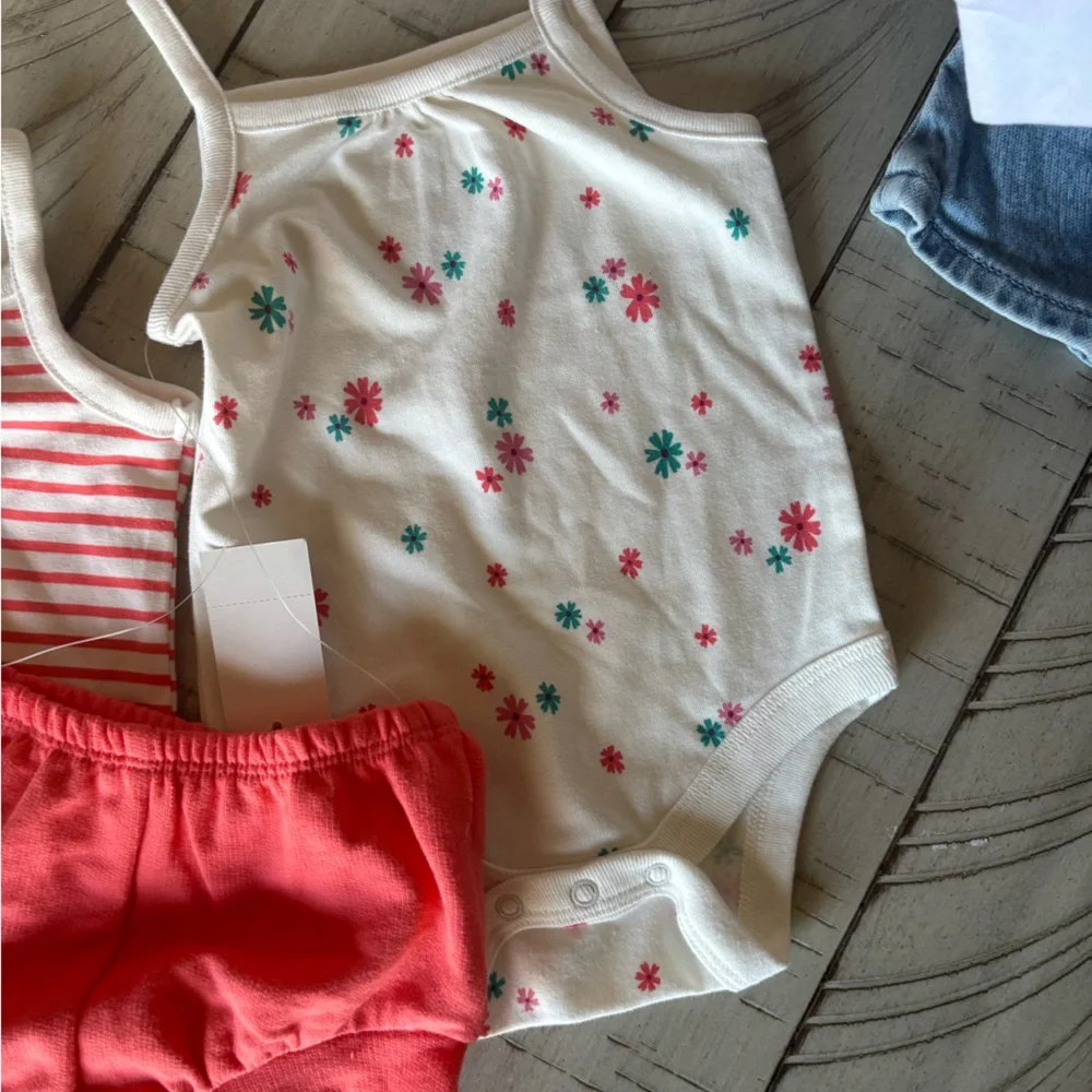 Cat & Jack charming diaper